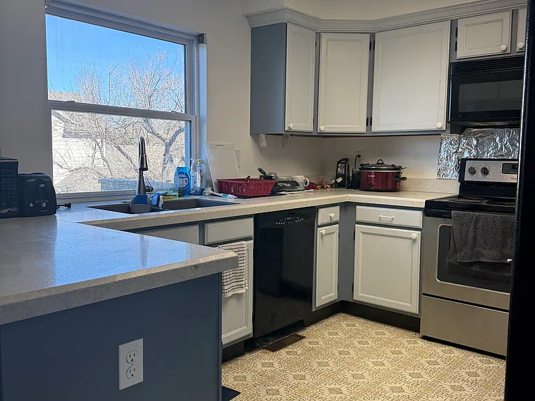 3513 W 102nd Pl — Photo 9