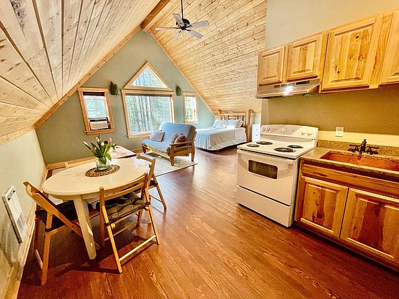 3rd image of 13011 Bayne Rd