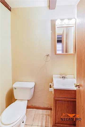 2097 Summit St — Photo 12