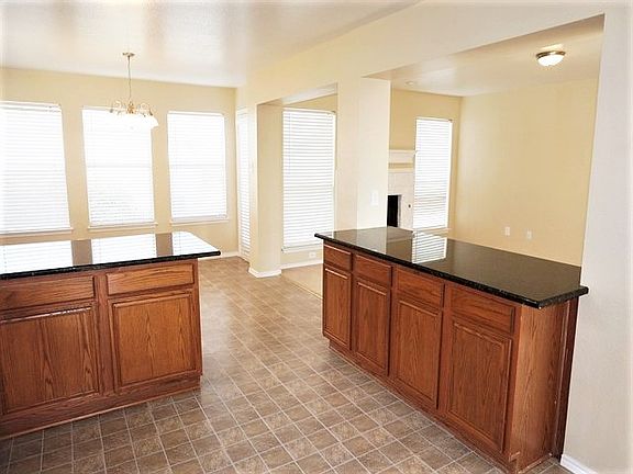 4th image of 9808 Jericho Ln