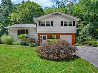 27 Gordon Ave, Briarcliff Manor, NY 10510