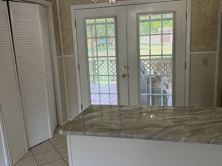 3223 Mountain View Dr — Photo 10