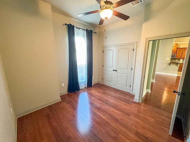 8333 Valencia Ct — Photo 8