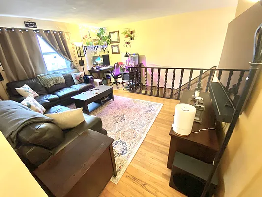 Sold by Winzone Realty Inc | media 12