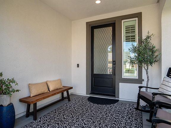 4th image of 1653 Wildflower Way
