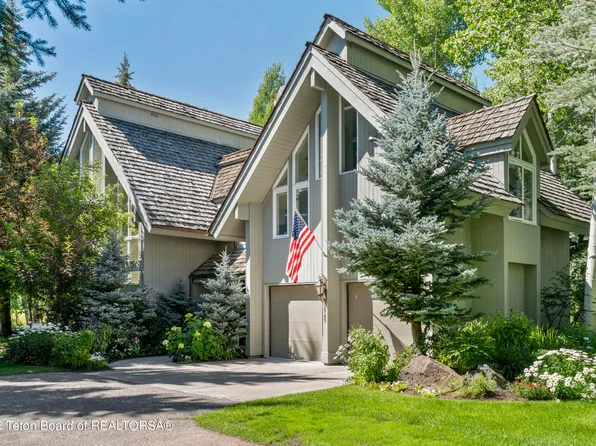2965 N Alder Wood Ln, Wilson, WY 83014