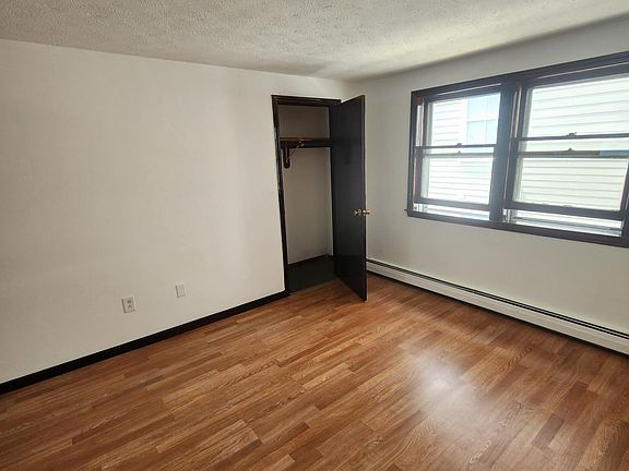3rd image of 62 Ash St #2A