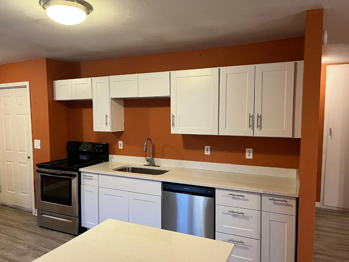 1106 Emerson Dr - #9 — Photo 3