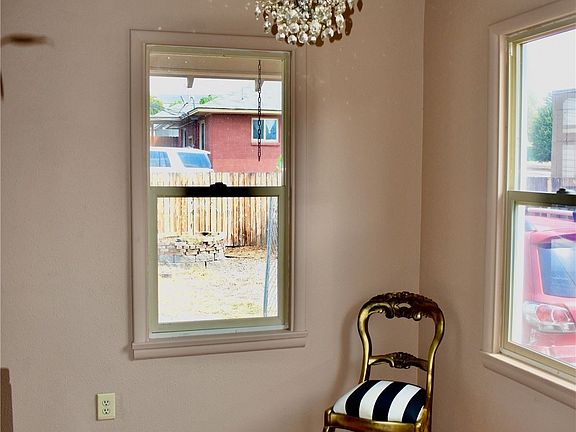 4th image of 27 Hamilton Ave