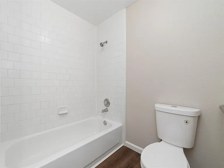 14431 Parkesgate Dr — Photo 34