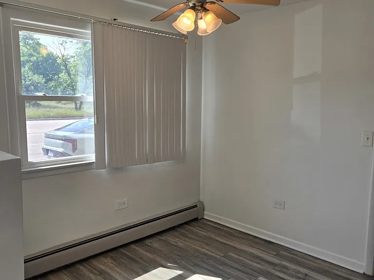 8758 W Berwyn Ave #1 — Photo 9