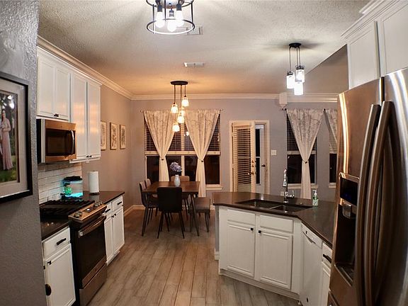 4th image of 1311 Rosebrook Dr