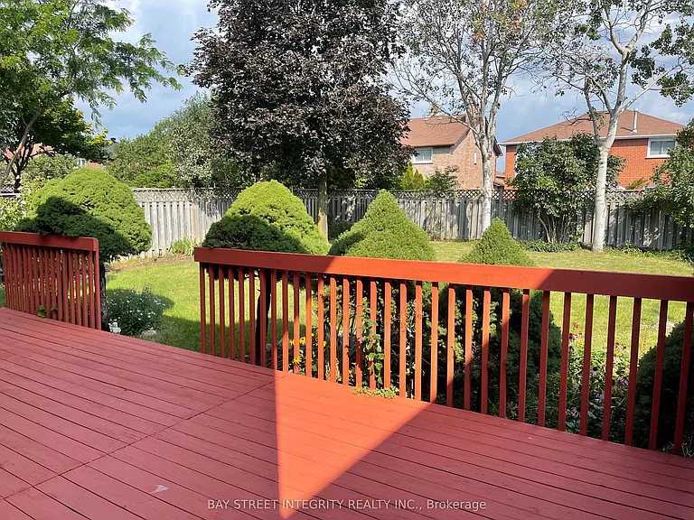 38 Southgate Cres — Photo 29
