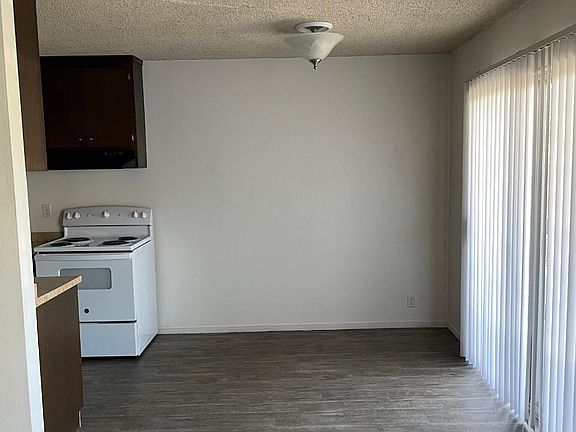 4th image of 612 Mariposa Ave #5605948f2