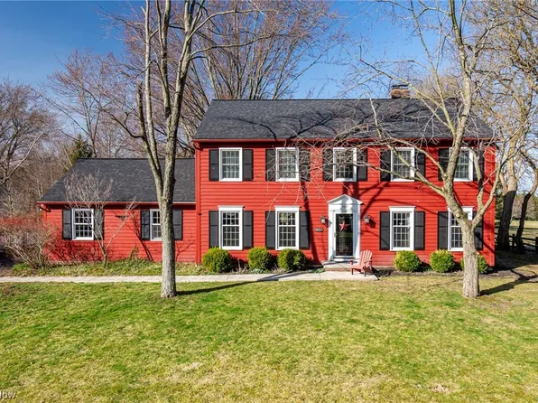 305 Kilbourne Dr, Hudson, OH 44236