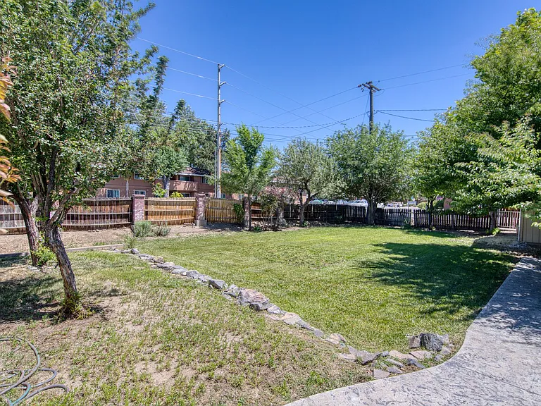 1985 Ponderosa Dr — Photo 55