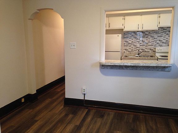 2nd image of 1640 20th St APT 1