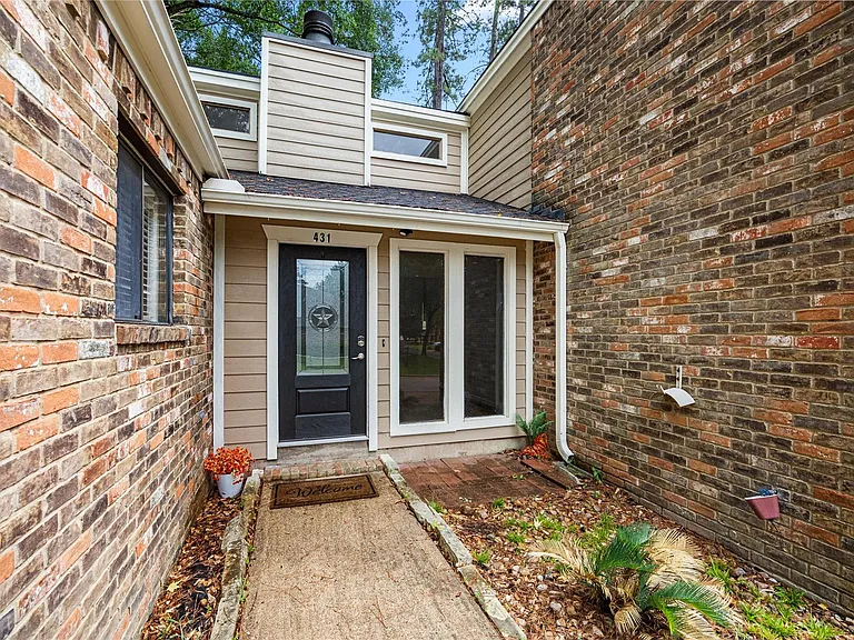 431 Evergreen Dr — Photo 4