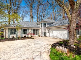 1922 Coes Post Run, Westlake, OH 44145