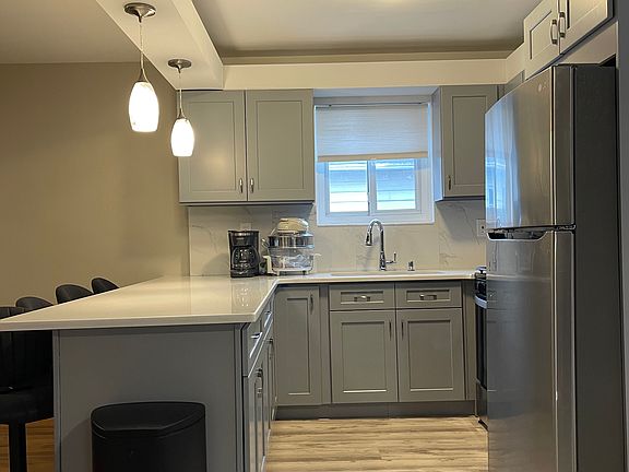2nd image of 3443 McOwen Ave Floor 2