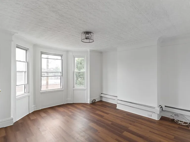 11 Joyce St #2 — Photo 2