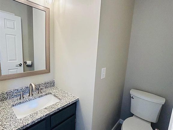 5th image of 12939 Banyan Town Dr