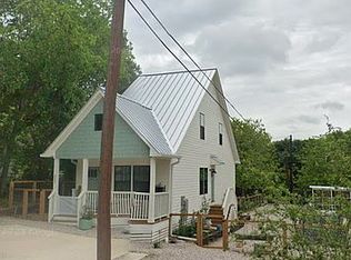 303 Hampshire Dr, Brenham, TX 77833