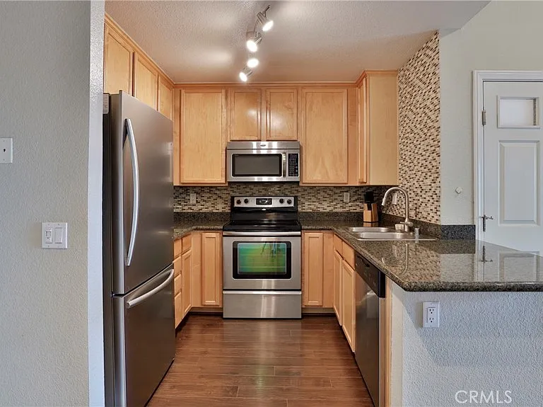 2320 Del Mar Way #305 — Photo 9