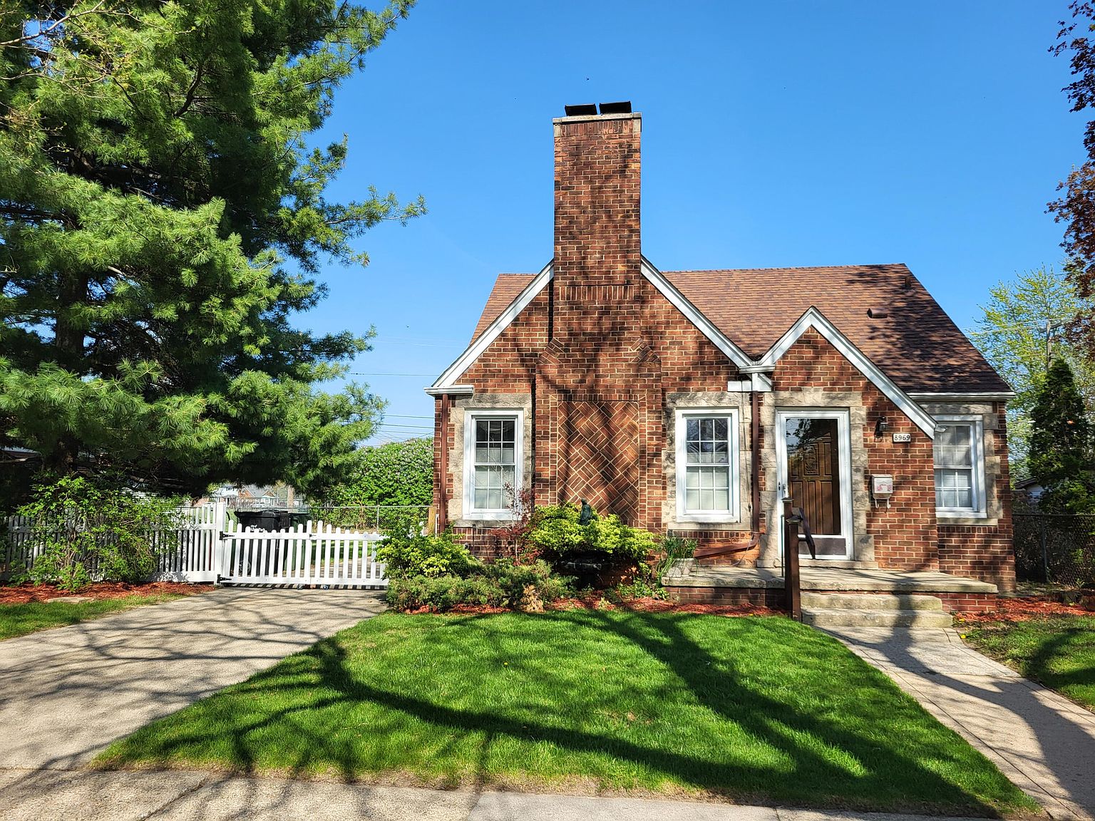 8969 Ruth Ave, Allen Park, MI 48101 | Zillow