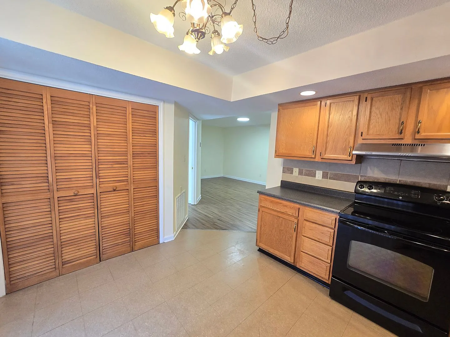 6418venangodr-Missycove — Photo 2