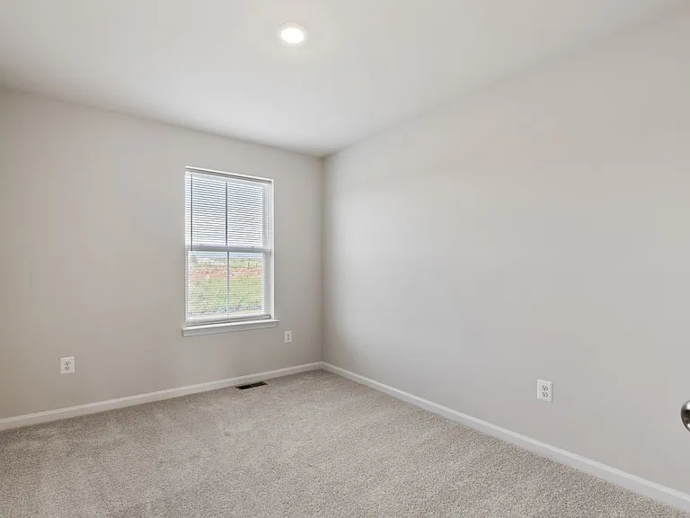 105 Milburn Dr — Photo 28
