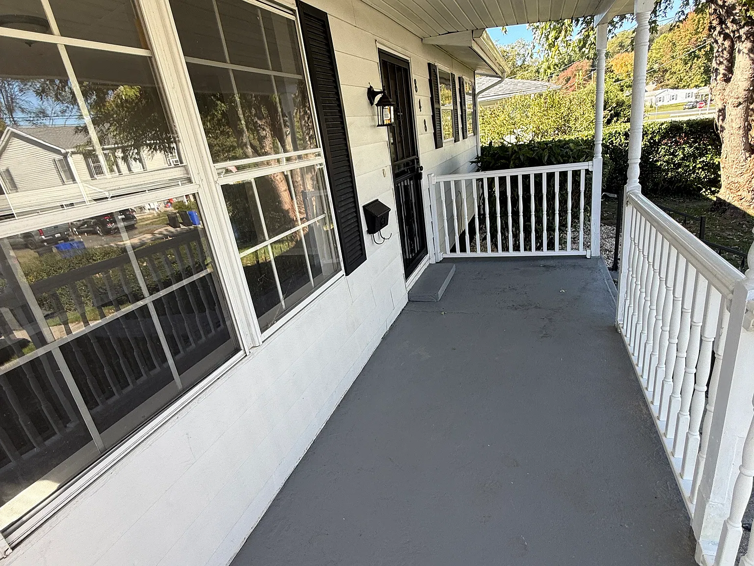 3 bed, 800 sqft, $2,400 — Photo 3