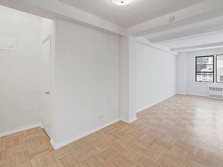 30 E 37th St #10H — Photo 8
