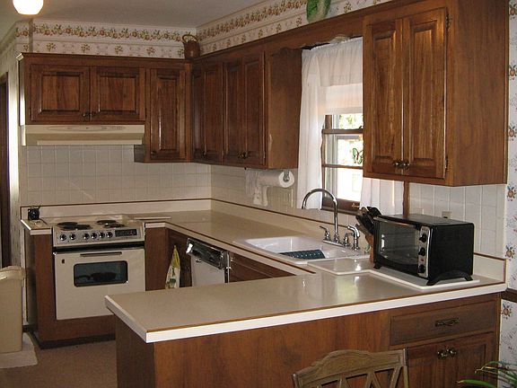 5th image of 8827 Hadley St