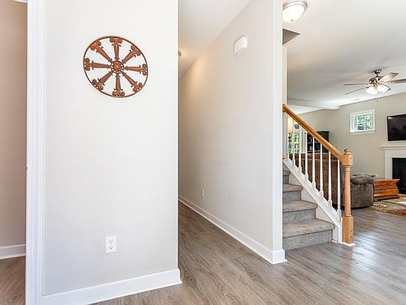 4th image of 605 Wildey Rd