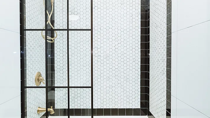 Rented by Nooklyn NYC LLC | media 30