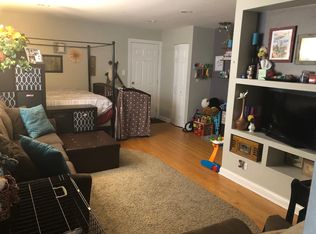 1600 W Jarvis Ave APT 1D, Chicago, IL 60626