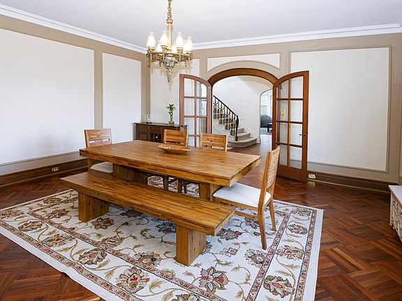5th image of 755 Red Bud Ave