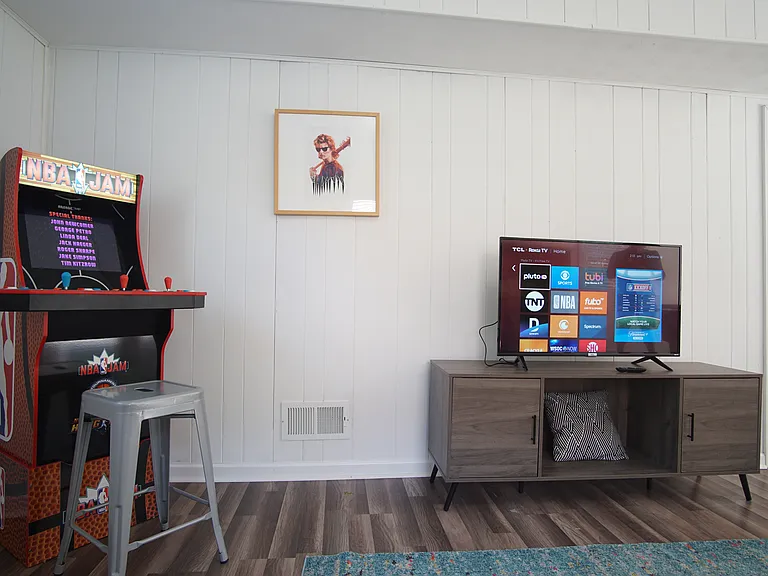8822 Nottoway Dr — Photo 24