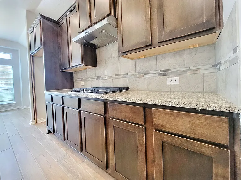 4413 Royal Oak Blvd — Photo 6