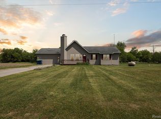 1981 S Gleaner Rd, Saginaw, MI 48609