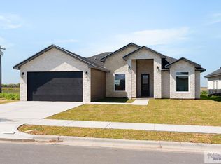 2325 Brown Pelican Ln, Harlingen, TX 78552