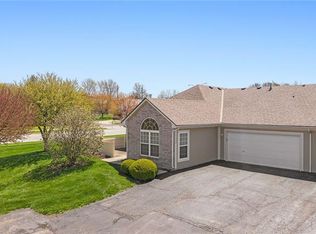 11236 S Pflumm Rd, Olathe, KS 66215