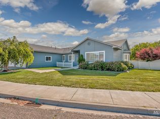 119 SW 18th St, Ontario, OR 97914