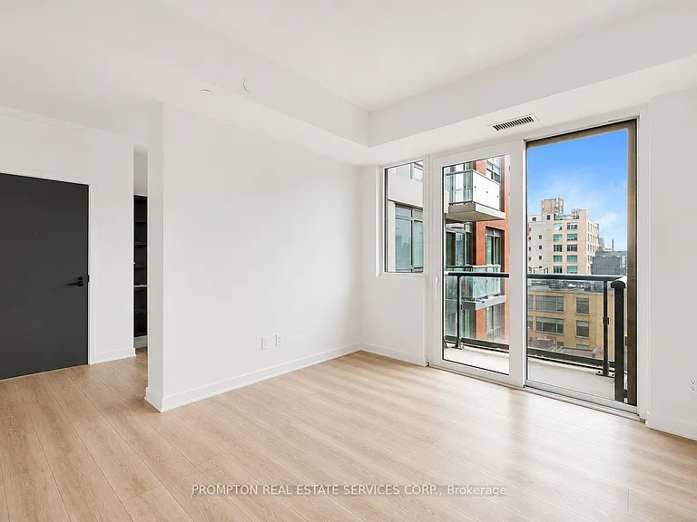 108 Peter St #923 — Photo 2