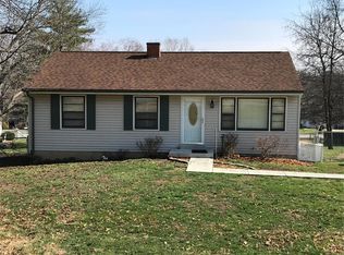 441 Radford Ln, Ballwin, MO 63021