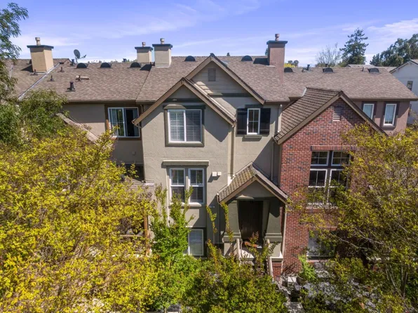 70 Sheffield Ct, Mountain View, CA 94040