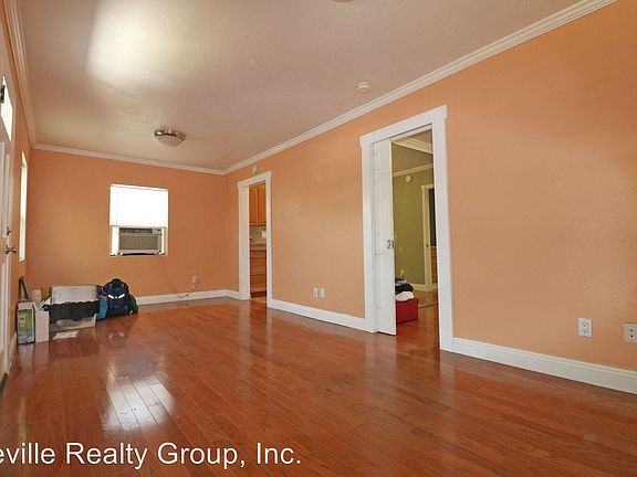 5th image of 4327 Landis St