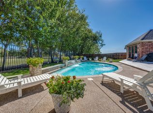 820 N Tejas Dr, Sanger, TX 76266