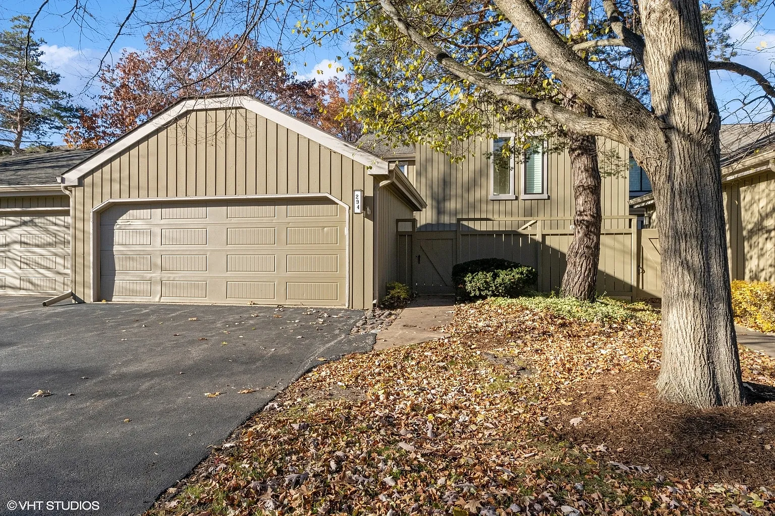 294 Hickory Ln photo 1